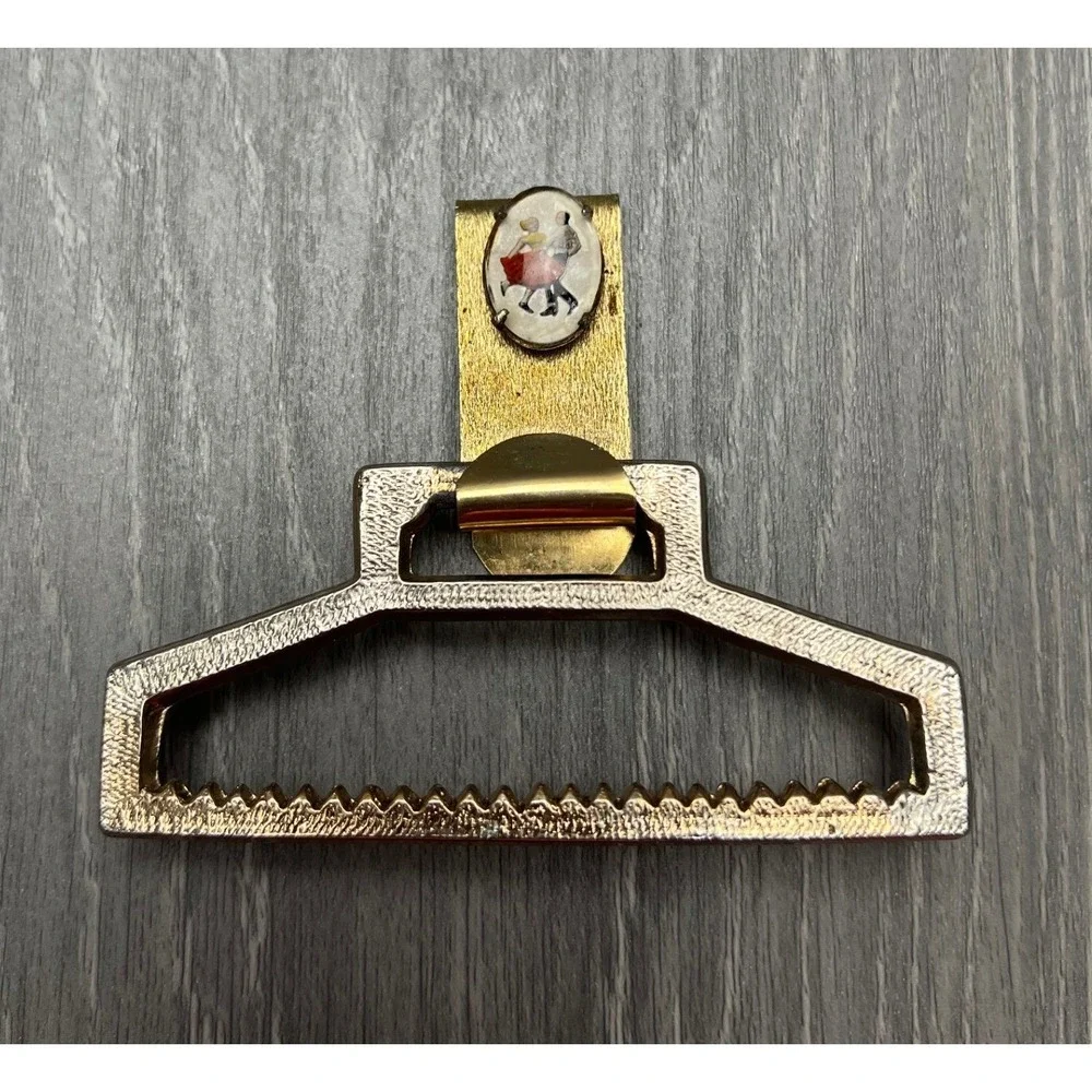 Vintage Gold Tone‎ Interlocking Belt Buckle with Dancer Cameo Detail